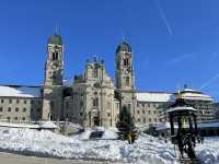 รีวิวเที่ยว Einsiedeln: เมืองแห่งศรัทธา 🍃⛪🍪