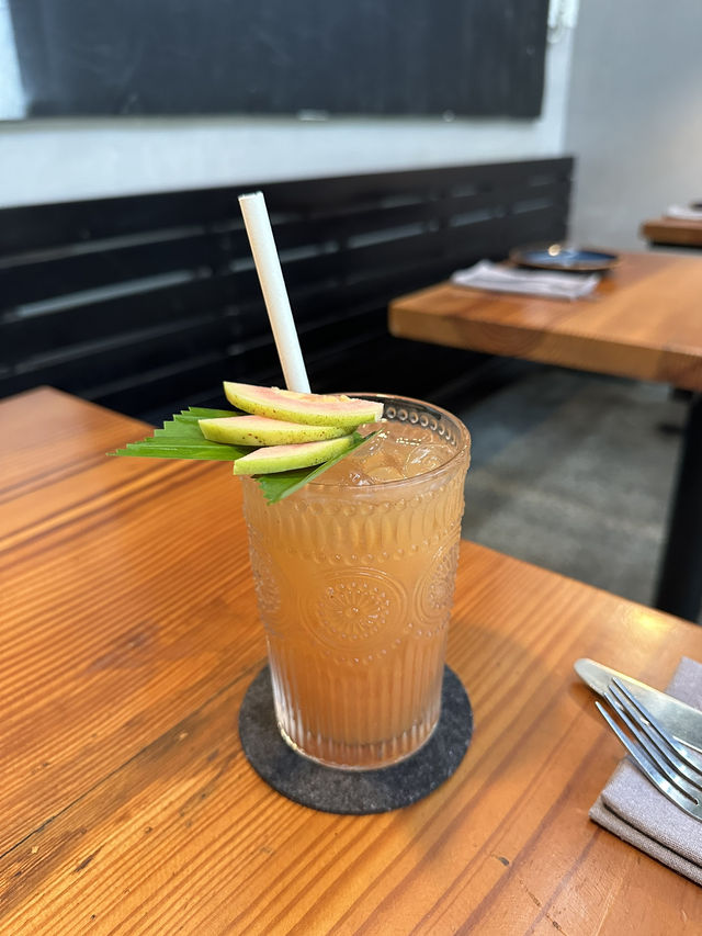 🍜 “Saigon Eatery – Big Flavors in a Chill Corner of Phu Quoc 🌴🇻🇳”