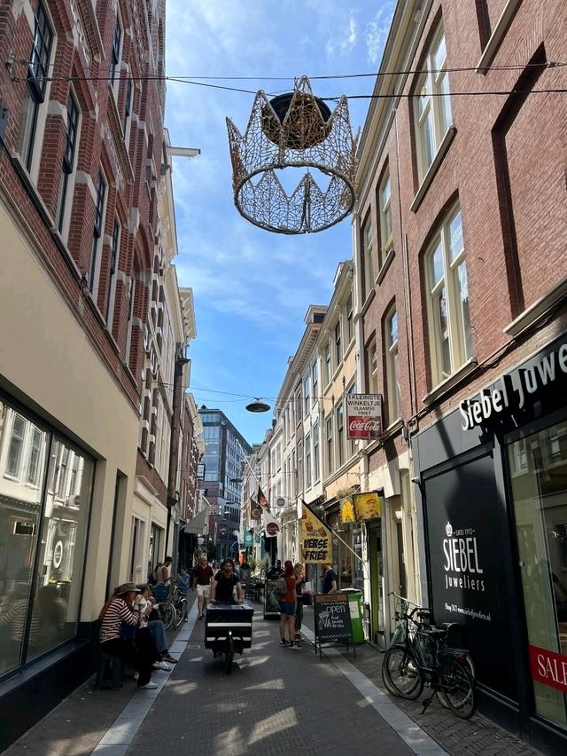 One Day in The Hague: Must-See Attractions 🏛️🌷 One Day in The Hague: Must-See Attractions 🏛️🌷