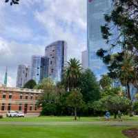 Perth on the Cheap: Essential Guide