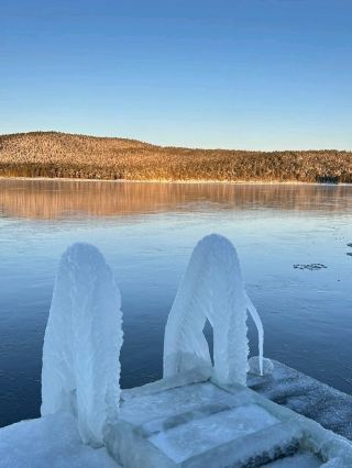 Frozen Lakes 💎🏔