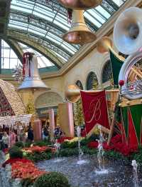 Bellagio’s Wonderland Blooms in Vegas Magic ✨