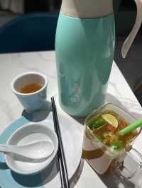 姚姚酸菜魚 海港城