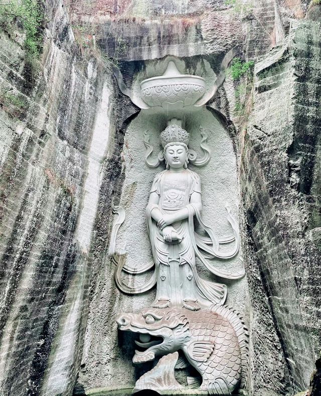 新昌大佛寺|隱藏在壁立千仞上的千年古剎！