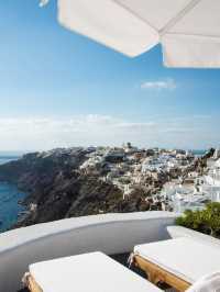 🌅 Santorini Serenity: Perivolas Hotel's Luxe Retreat! 🛎️