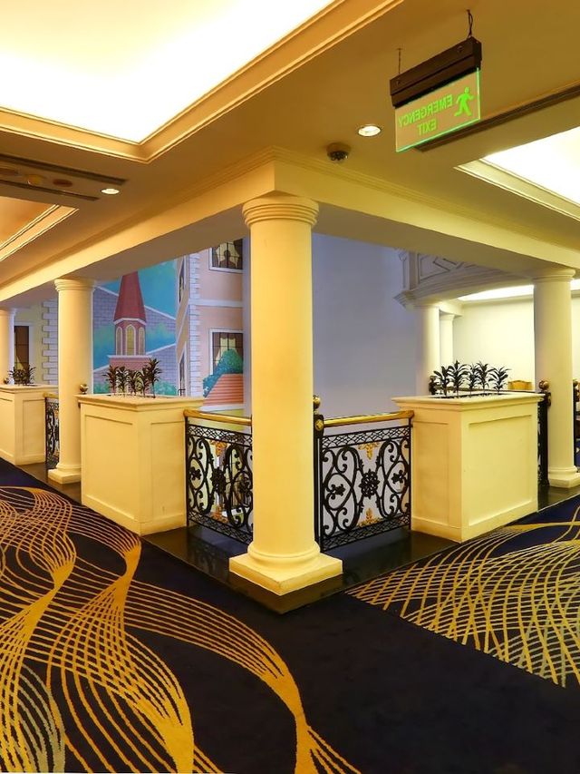 🌟 Chennai Charm: Stay at The Residency Towers! 🏨✨