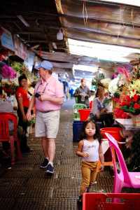 Essential visit for Cambodia tourism: Guide to Phnom Penh Central Market in Cambodia 🇰🇭