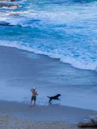 This Sydney coastal walk traverses six eastern beaches🏖️ in the region.