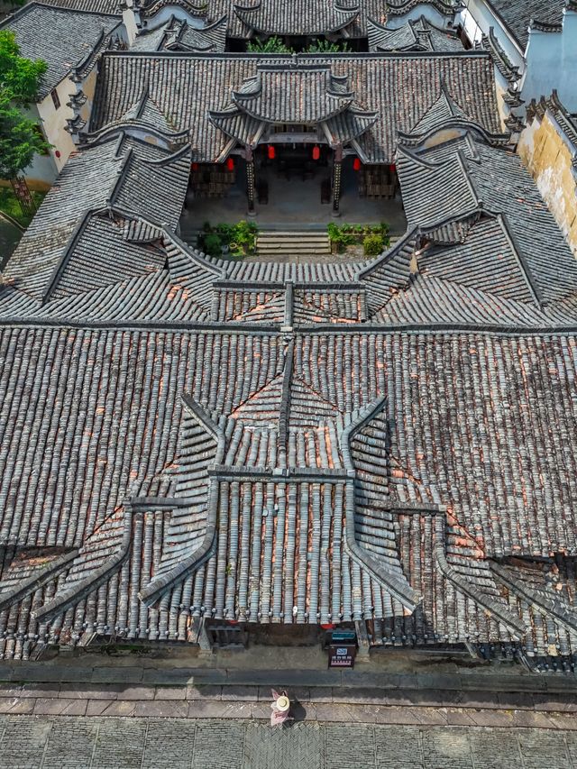 迄今為止，我最喜歡的古鎮出現了！