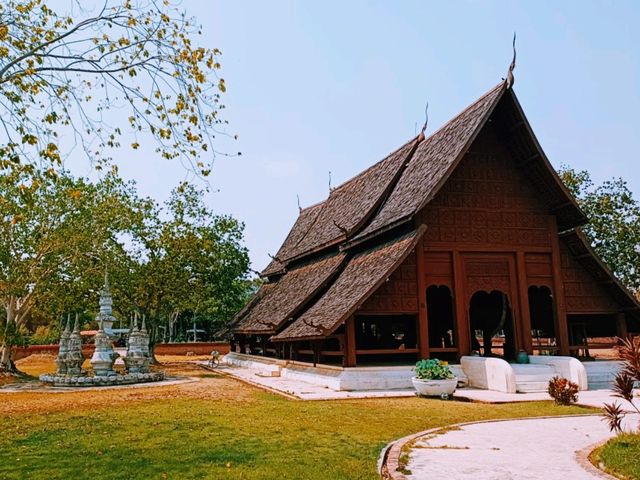 Marvelous Thai Beauty: A Fabulous Travel to The Magic World