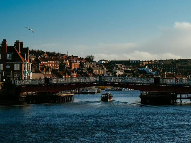英國惠特比（Whitby）——海邊小鎮的歷史與風光