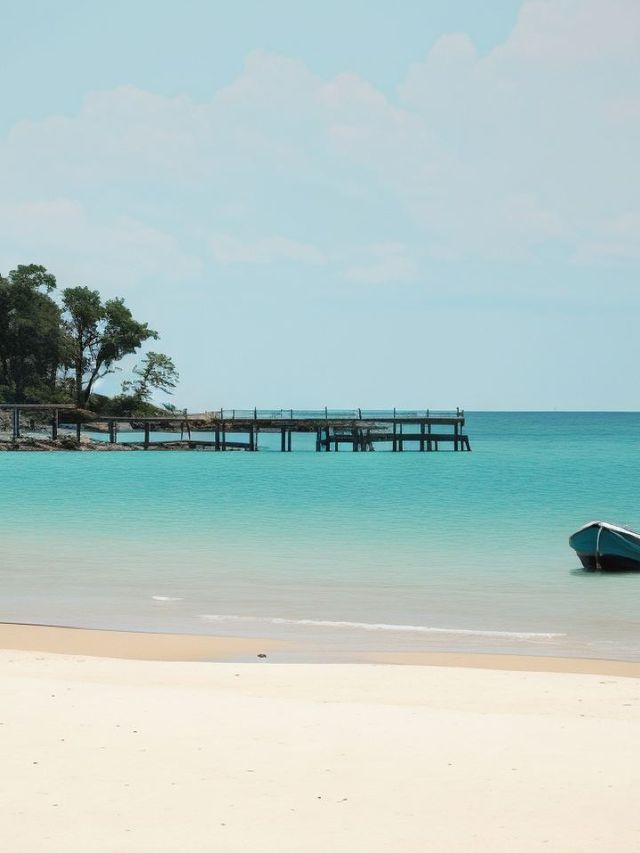 🌴🏖️ Unwind in Koh Rong's Hidden Gem: Tube Resort 🌅