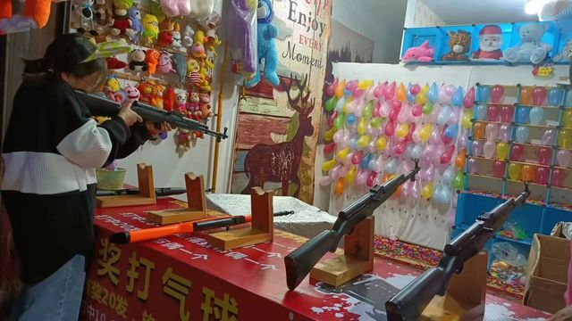 朋友圈被问瘋了，都以為去不夜城玩了