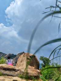 日照五蓮山 岩石頂的探索 望海峰登頂時刻與下山之路。