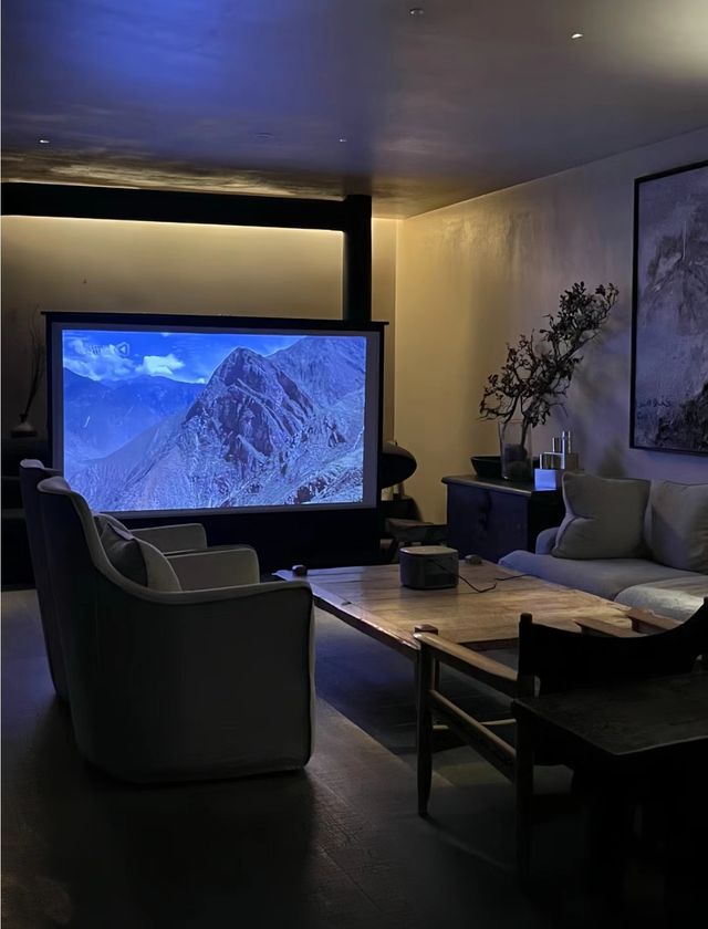 香格里拉｜既下山梅里住進藝術館！。