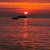 " Sunset Splendor at La Jolla Cave: A Mesmerizing Spectacle"