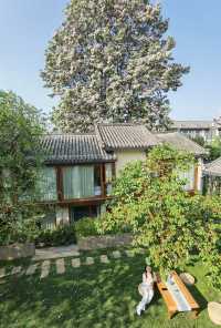 麗江束河又一居，入住皇家園林般的復古民宿。