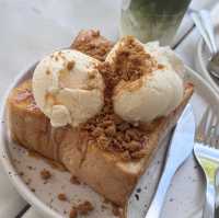 The unique charm of HLNG Cafe In Phatthalung Thailand 