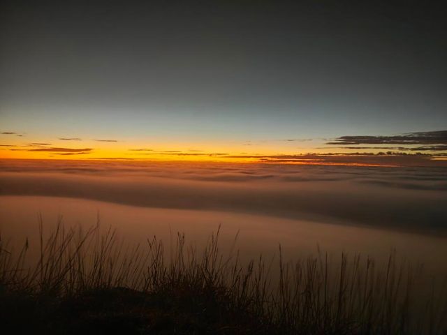 江西贛州齊雲山，雲海日出！星空銀河！。