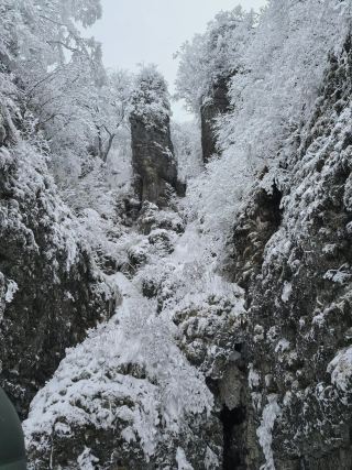 Jaw-dropping! The beauty of Longtoushan makes visitors reluctant to leave.