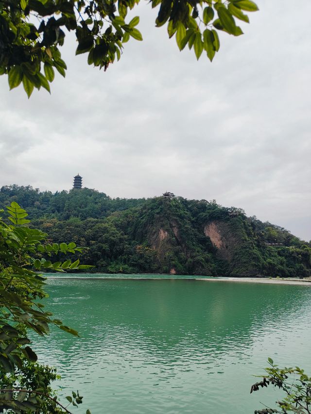 小長假玩轉樂山-成都超全攻略 速速收藏