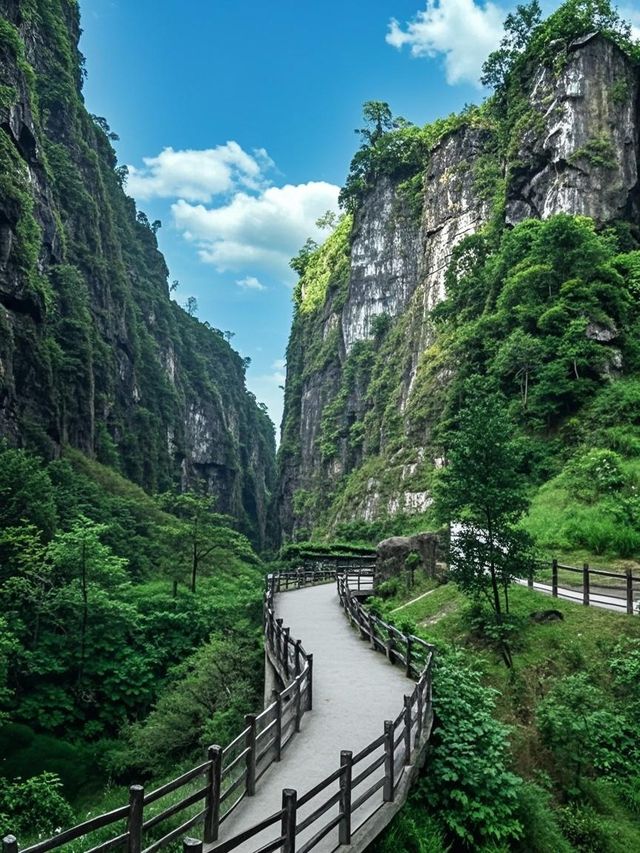 剛從恩施返嚟！呢5個坑令我諗住住山頂洞人