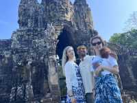 Angkor Wat Sunrise (short circuit tour)