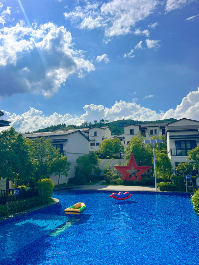一推開房門就係泳道！廣東版水上威尼斯真識玩