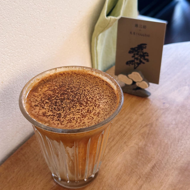 廈門兩三松咖啡｜松柏社區裏的日系治愈角落