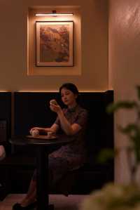 清風明月本無價，近水遠山皆有情。
【姑蘇簷下·滄浪夜泊】——枕千年園林入夢，宿一窗江南煙雨
