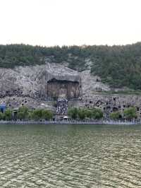 🪨✨ Exploring the Ancient Marvels of Longmen Grottoes 🇨🇳