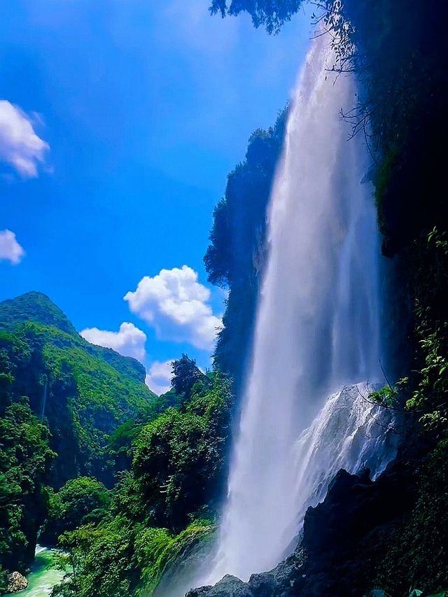 闖入地心瀑布！馬嶺河峽谷保姆攻略，淋一場25℃嘅雨！
