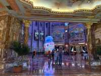打卡套娃廣場、套娃酒店、City Walk