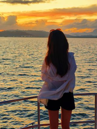 The romance and relaxation of Langkawi are hidden in a sunset at sea!