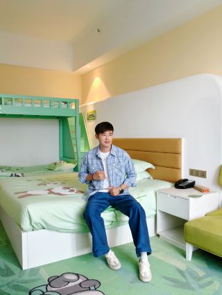 Finally, my Halloween date with Lingling is here! The meticulously planned day trip was even more perfect than expected~ Today, I'm sharing my exclusive date guide to help you