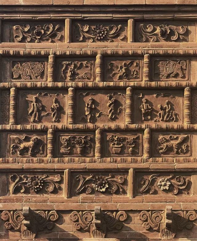 來鴻達酒店停車自由免費“豪氣太接地氣了! 來鴻達酒店停車自由免費“豪氣太接地氣了!