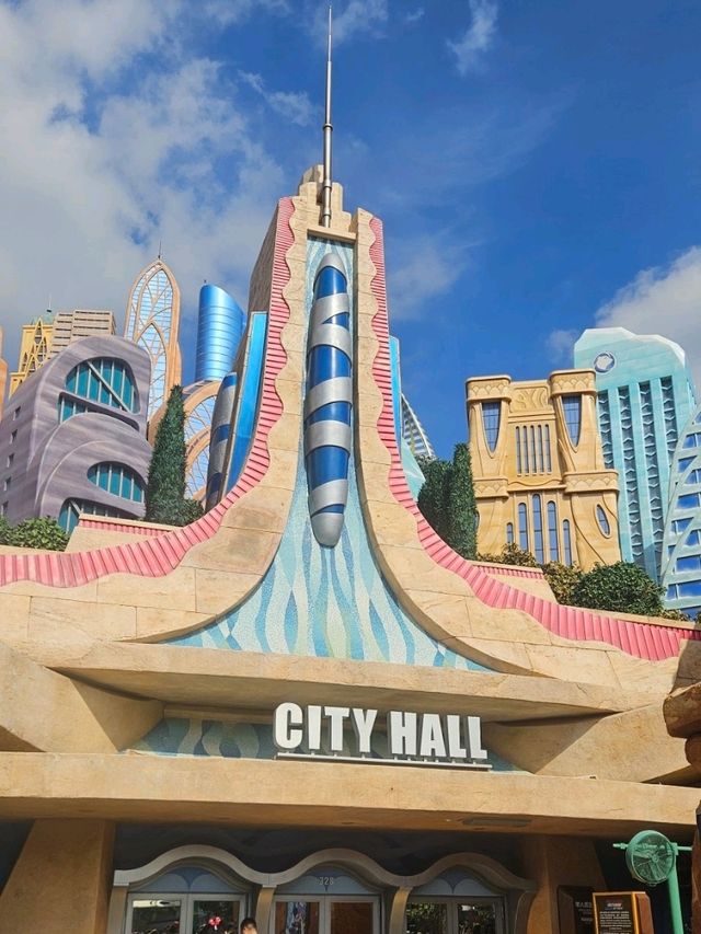 Disney Dreams Unleashed: Shanghai’s Ultimate Adventure Park! 🎢✨