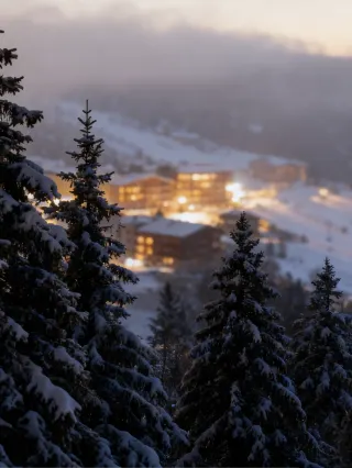 เล่นสกีโดยไม่ถ่ายรูปถือเป็นทริปที่เสียเปล่า! คู่มือการถ่ายภาพสวยๆ ที่ 5 รีสอร์ทสกีในเมืองอี้ฉาง