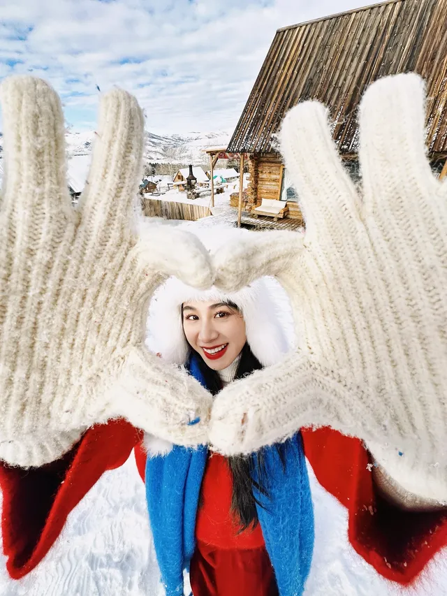 冬日雪地拍照個姿勢讓你美出圈 冬日雪地拍照個姿勢讓你美出圈