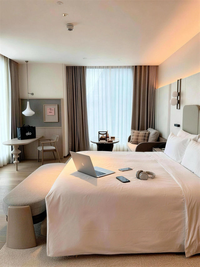 曼谷素坤逸!分享1間泳池設計hotel