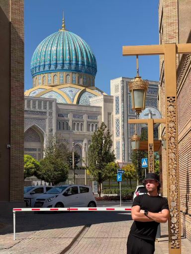 Tashkent - amazing example of amazing country.