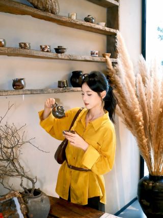 🍂泰安古城之旅 | 入住西美雅居酒店,感受泰安古城的悠閒氛圍⛰️

泰山並非泰安唯一的亮點!

古城充滿傳統韻味與藝術氣息🏮

古色古香的店鋪和溫馨的咖啡廳林立街頭,每個角落都是絕佳的拍照地點✨

舒適的住宿讓您的旅程更加完美!

西美雅居酒店是健行愛好者和自駕遊旅客的理想之選🏨

🏨【西美雅居飯店】

📍地理位置優越:毗鄰傣族廟和古城,距離鴻門登山入口僅幾步之遙,出行極為便利。

🧺24小時自助洗衣房

健行或漫步在街頭後,感到疲憊不堪、汗流浹背?

隨時洗乾衣物,無需攜帶髒衣服。非常適合團體旅行💯

💪免費健身房

登山泰山前熱身,下山後舒展筋骨。放鬆肌肉,緩解旅程疲勞。

🅿️免費停車及電動車充電樁

自駕遊遊客的理想選擇!

免費停車位和充電樁,讓您的泰安之旅更加便利🚗

🌿泰安必遊景點

✔️傣族廟:古老的紅牆和歷史建築,是拍攝傳統風格照片的絕佳地點📸

✔️泰安古城:漫步於古色古香的街道,探訪精品店和咖啡館,體驗當地生活☕

✔️泰山紅門路線:在山頂欣賞壯麗的秋日山景🏔️

結束一天的觀光後,不妨來一杯熱茶放鬆身心🍵

入住西美雅居酒店,放鬆身心,為下一段精彩旅程做好準備💫

#西美雅居酒店泰安 #天外村 #傣族廟 #山東農業大學 #泰安火車站