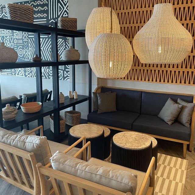 Westin Maldives Lounge