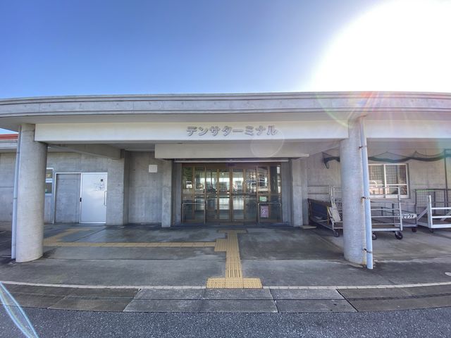 沖縄・西表島。西表島の北側の港です『上原港デンサターミナル』