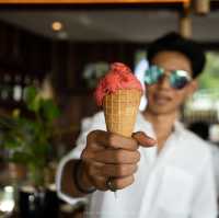 เปลี่ยนหน้าร้อนให้เป็นน่ารัก กับ REEVE Beach Club 
