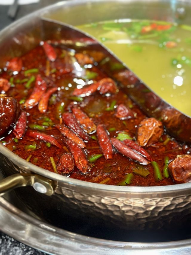 《台酒鍋食到飽》