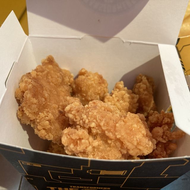 《全球首間變形金剛主題餐廳🤖》