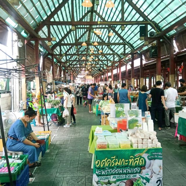 ตลาดน้ำตลิ่งชัน กรุงเทพ