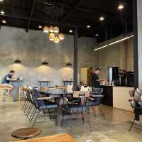 Woodbrook Cafe… River view BKK