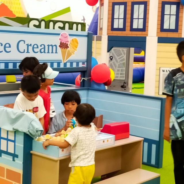 The Kidzoona Experience.